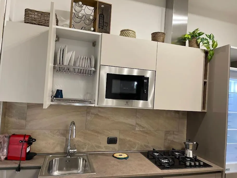 Nel Quartiere Bayres Suite Completamente Rinnovata Milaan