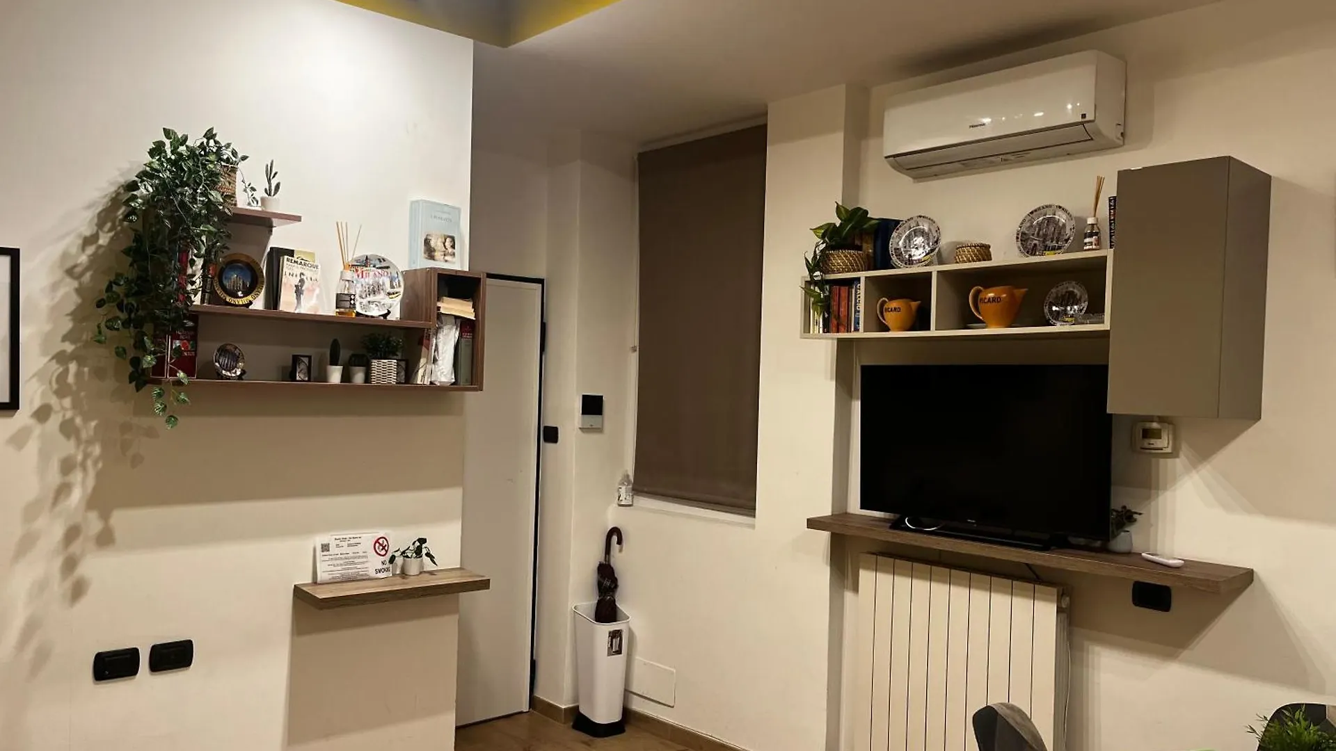 Nel Quartiere Bayres Suite Completamente Rinnovata Milaan Italië